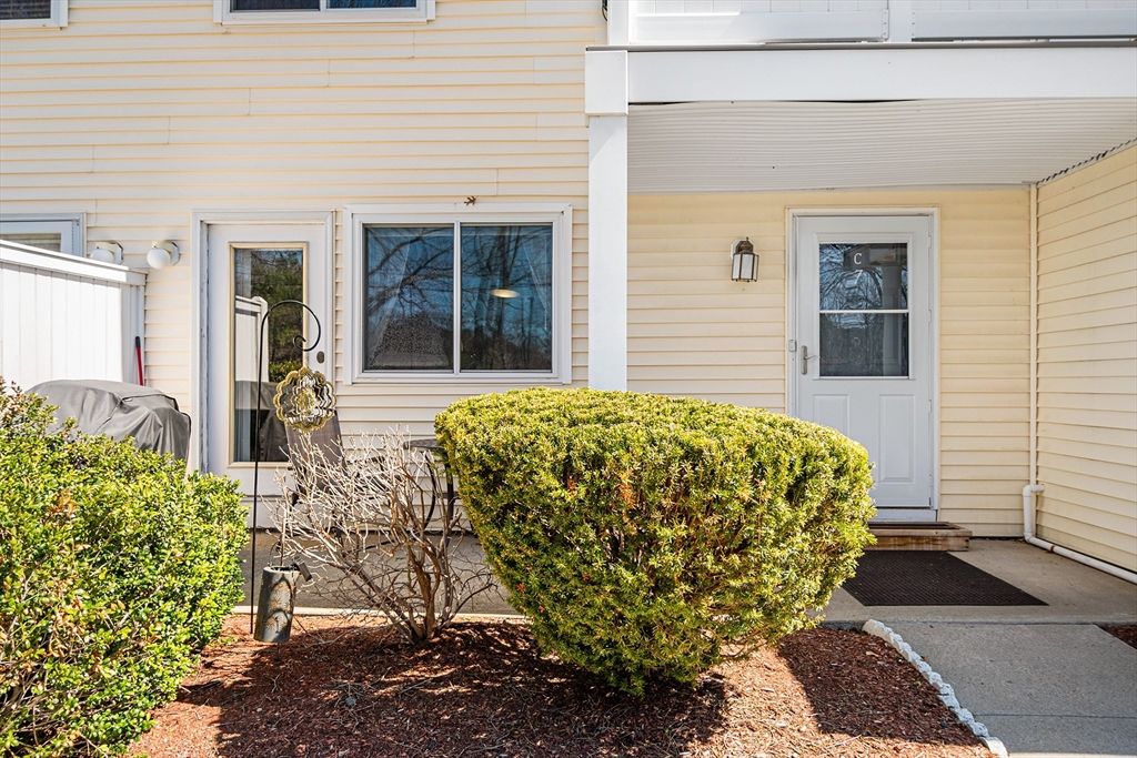Photo of 360 Littleton Rd #C7, Chelmsford, MA 01824 (MLS # 73503078)