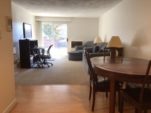 65 Fountain Ln 9