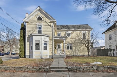 Photo of 21 Whitman St, Leominster, MA 01453 (MLS # 73469413)