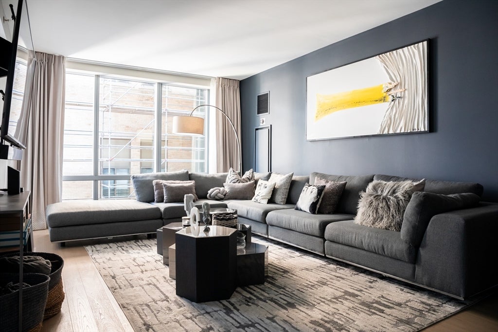 3 Avery St #604 Floor 6
