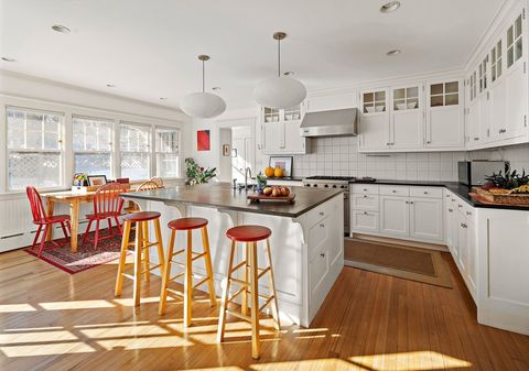 33 Lombard Rd Arlington MA 02476