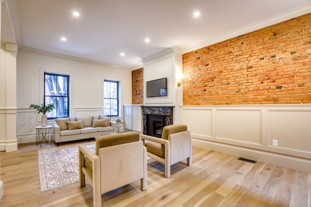 16 Chestnut Street