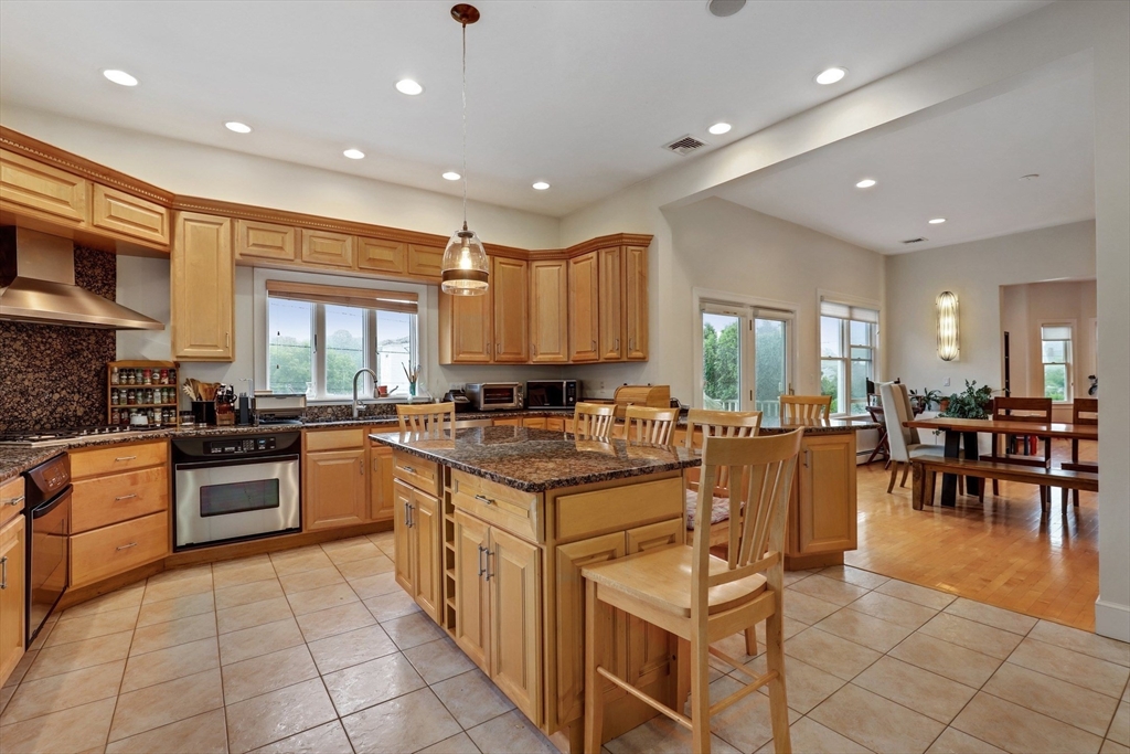 13 Essex St #2, Lynn, MA, 13 Essex St #2, Lynn, MA Photo #5