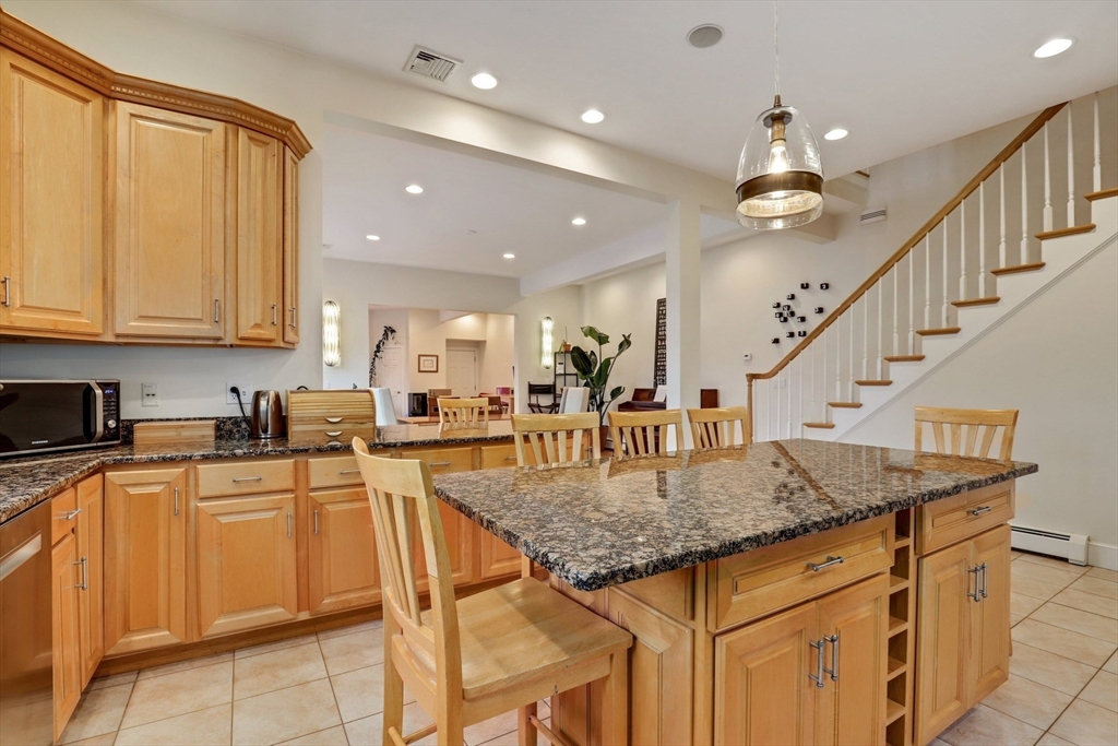 13 Essex St #2, Lynn, MA, 13 Essex St #2, Lynn, MA Photo #4