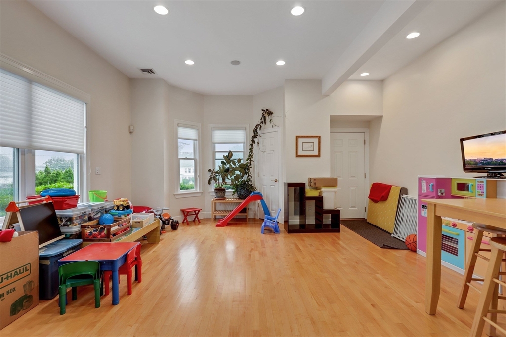 13 Essex St #2, Lynn, MA, 13 Essex St #2, Lynn, MA Photo #16