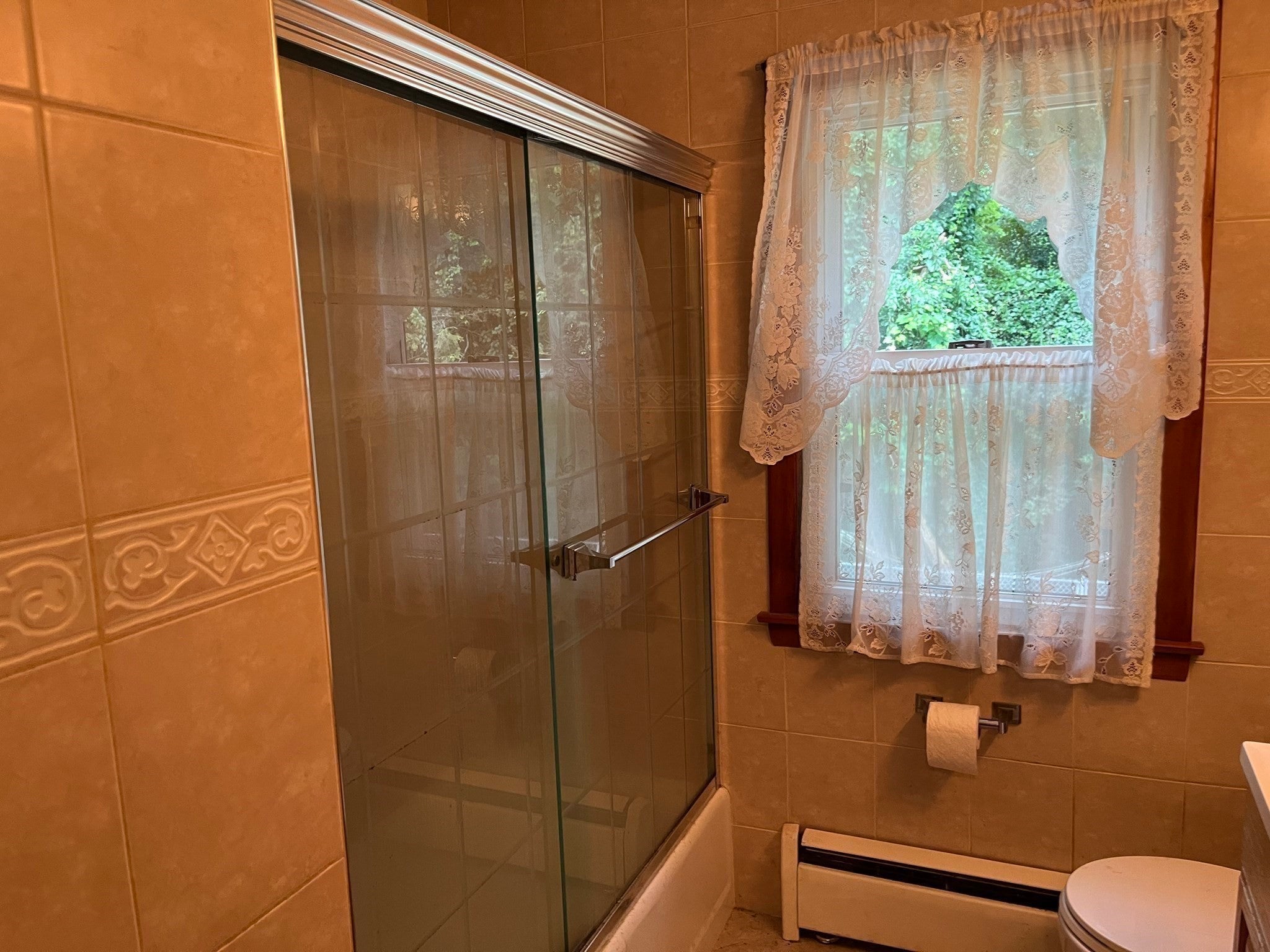 473 Irene St, Chicopee, MA Photo #13