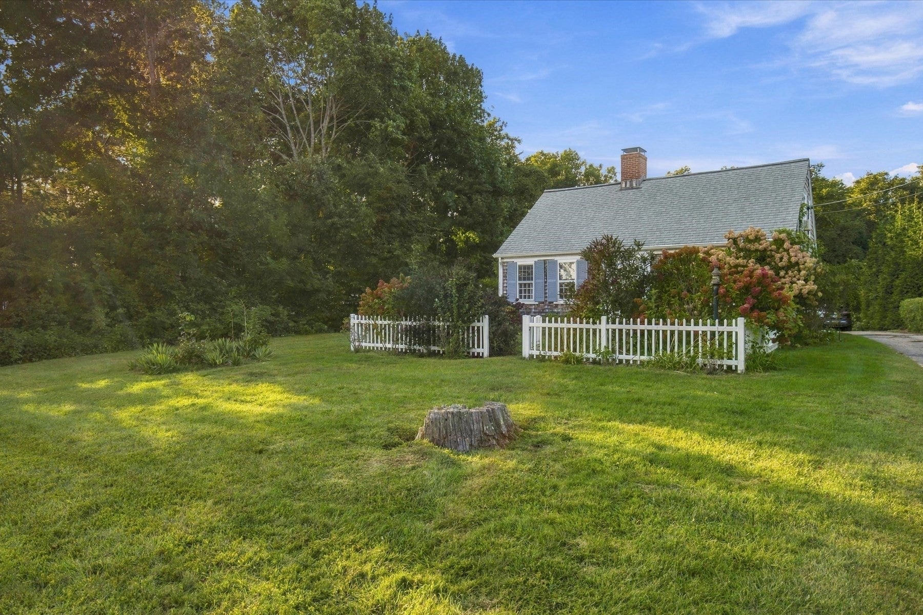 170 Lakeview Ave, Falmouth, MA Photo #26