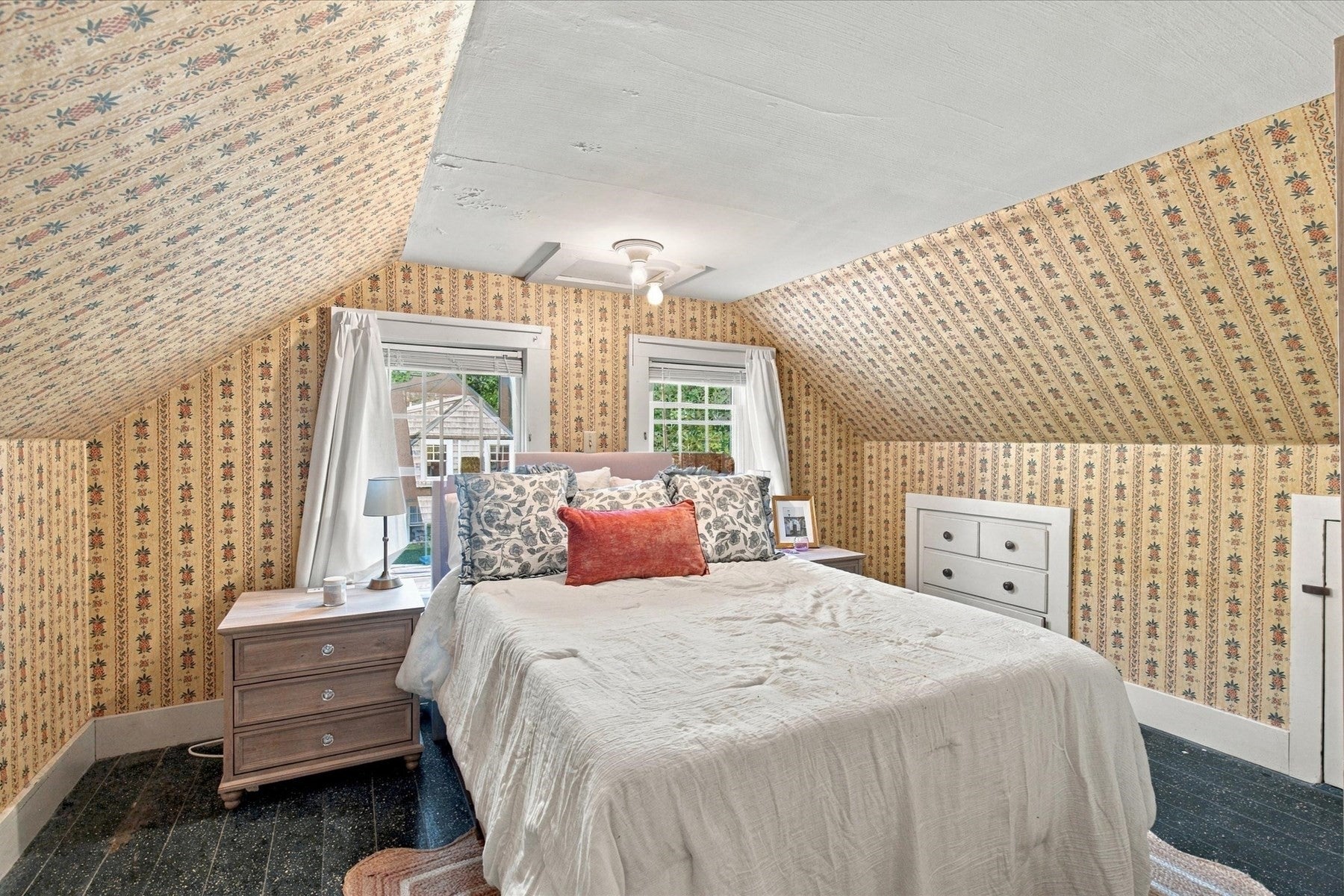 170 Lakeview Ave, Falmouth, MA Photo #14