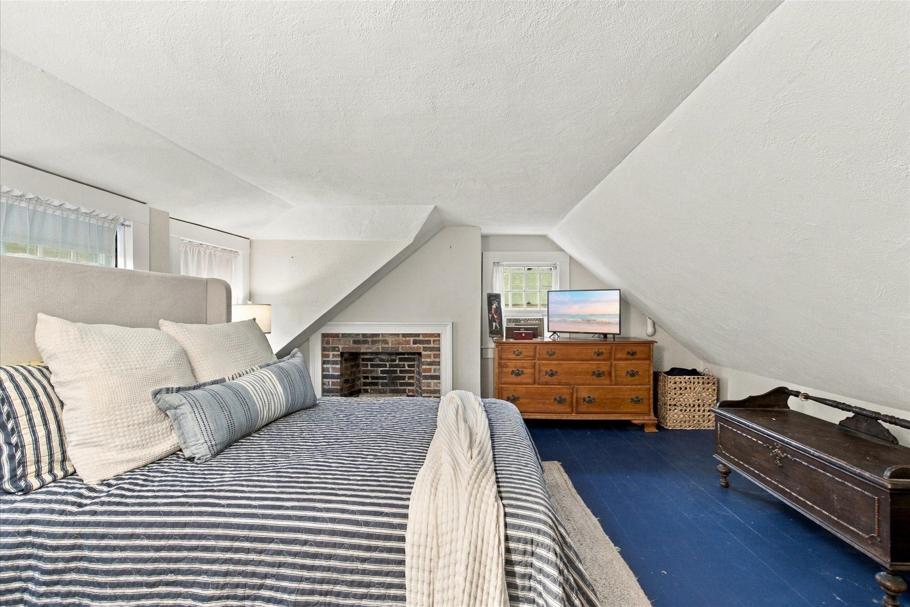 170 Lakeview Ave, Falmouth, MA Photo #17