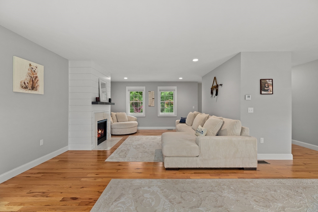 23 Hager Park Rd