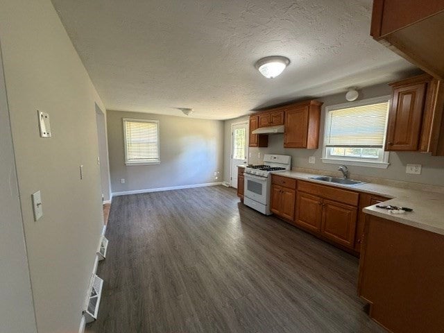 85 Emmet St #85, Brockton, MA Photo #4