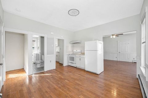 Photo of 339 Lincoln St #2, Lowell, MA 01852 (MLS # 73480950)