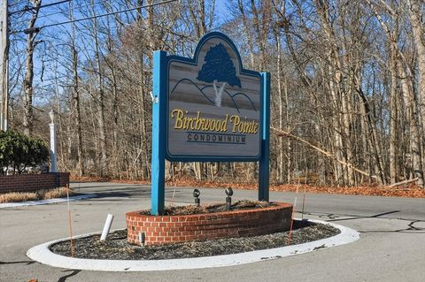 7 Birchwood Pointe 101 Amesbury MA 01913