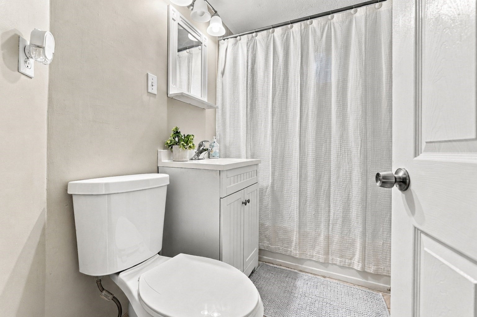 35 Crescent Ave, Brockton, MA, 35 Crescent Ave, Brockton, MA Photo #8