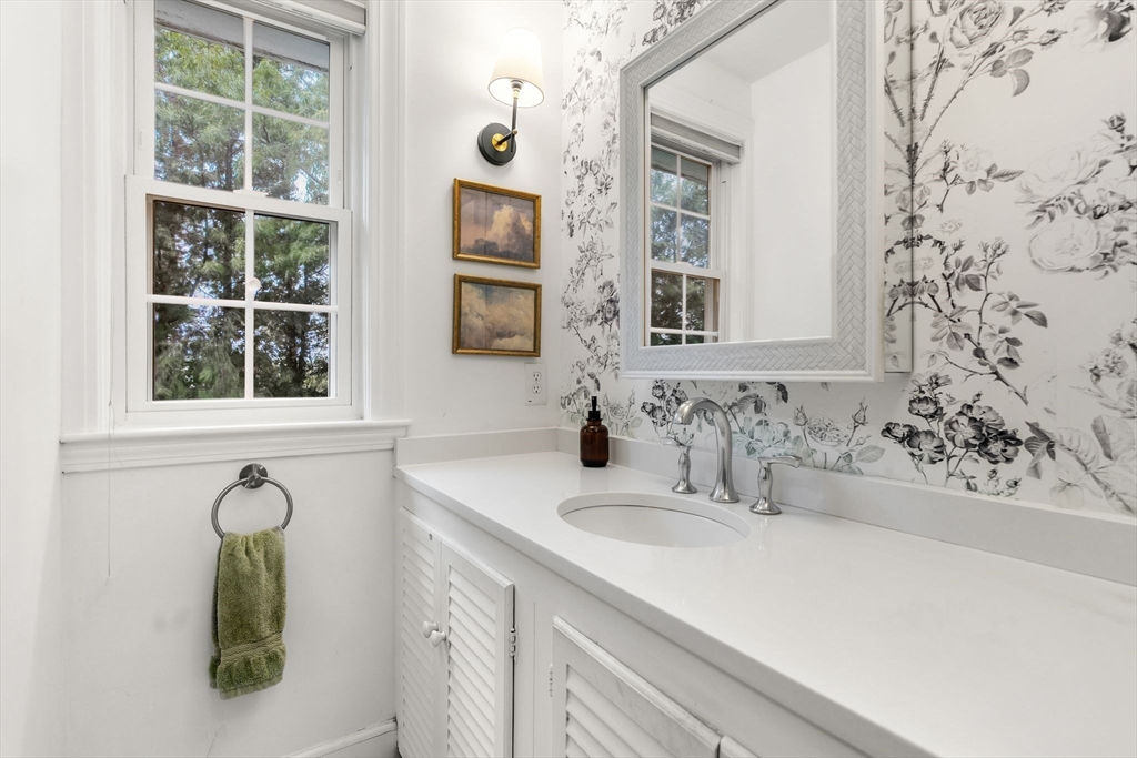 Belmont, Massachusetts 02478, United States, 4 Bedrooms Bedrooms, ,3 BathroomsBathrooms,Residential,Active,227861