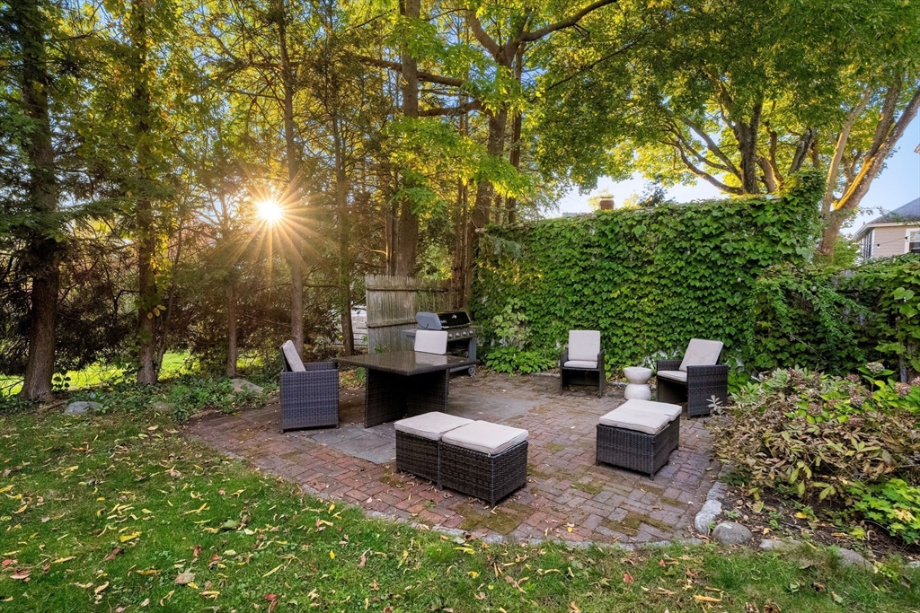 Belmont, Massachusetts 02478, United States, 4 Bedrooms Bedrooms, ,3 BathroomsBathrooms,Residential,Active,227861