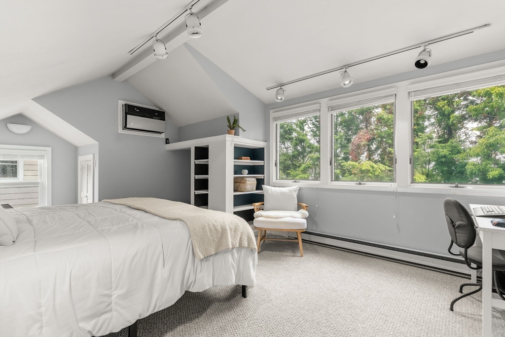 Belmont, Massachusetts 02478, United States, 4 Bedrooms Bedrooms, ,3 BathroomsBathrooms,Residential,Active,227861