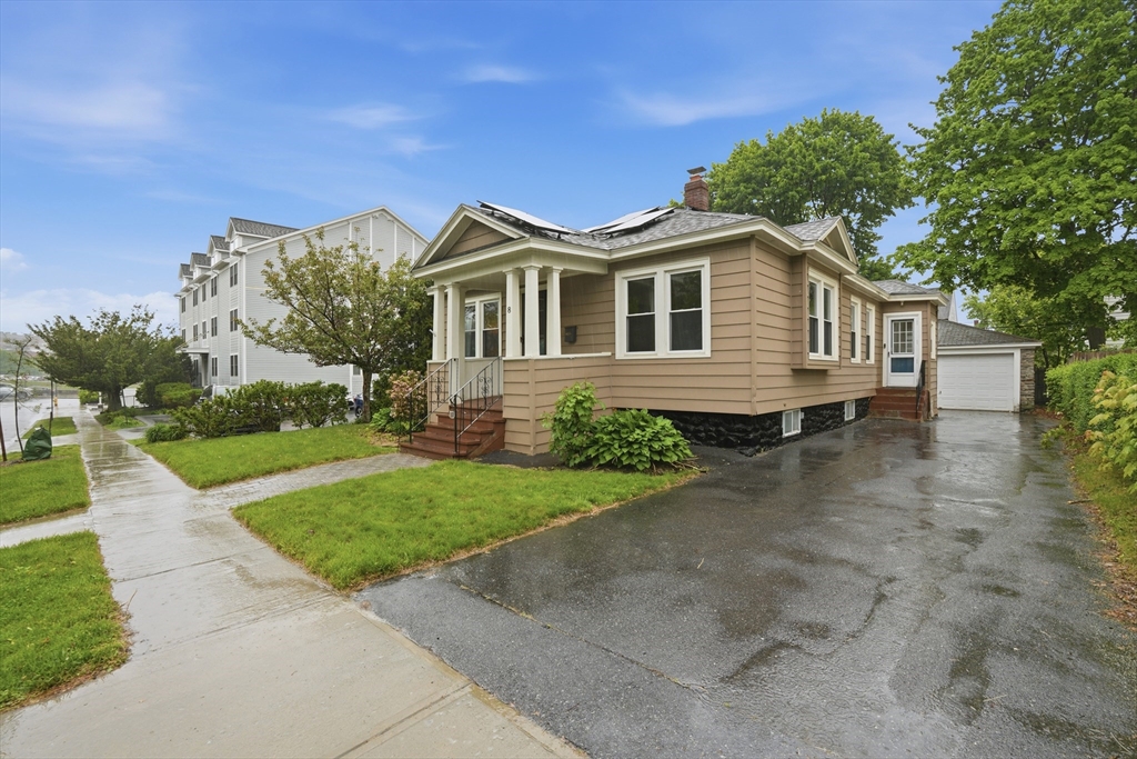 8 Carver Street