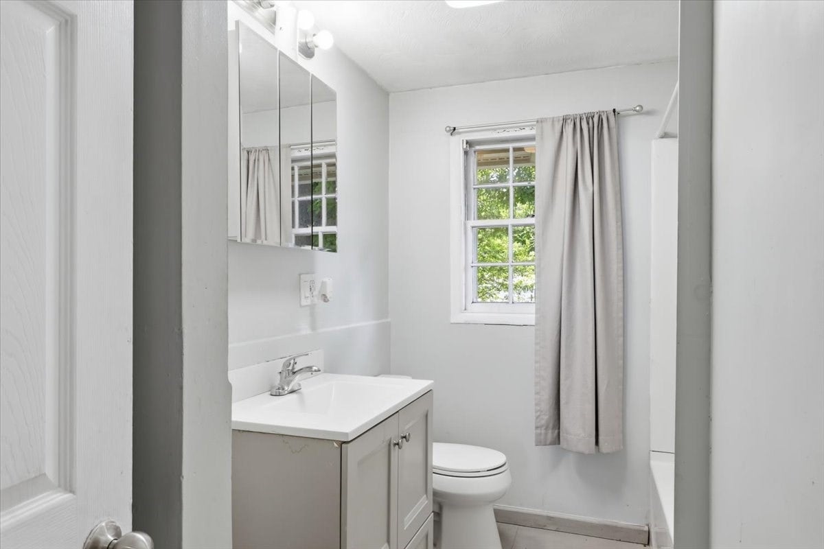 529 Howard St, Brockton, MA Photo #15
