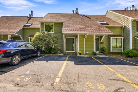 Photo of 45 Lakeside Ave #29, Marlborough, MA 01752 (MLS # 73582696)