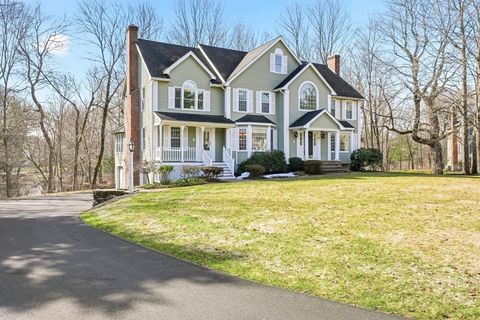 8 Ashford Ln Andover MA 01810