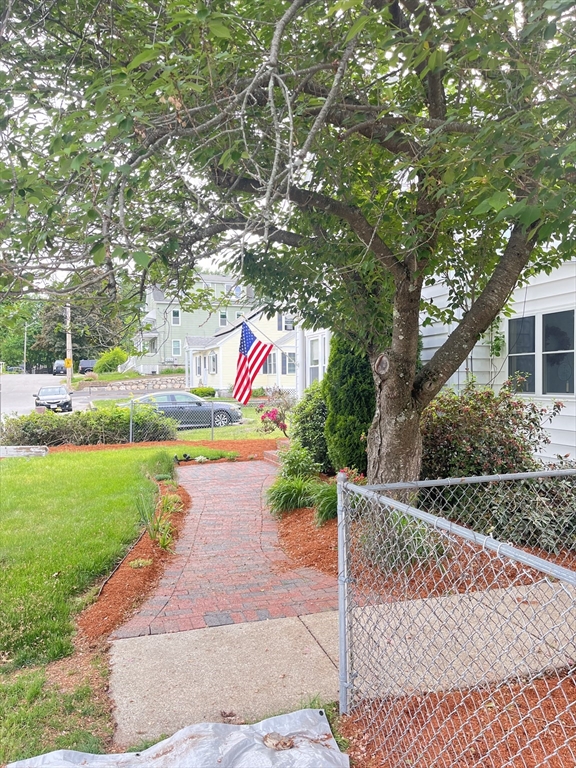 45 Hayes Ave