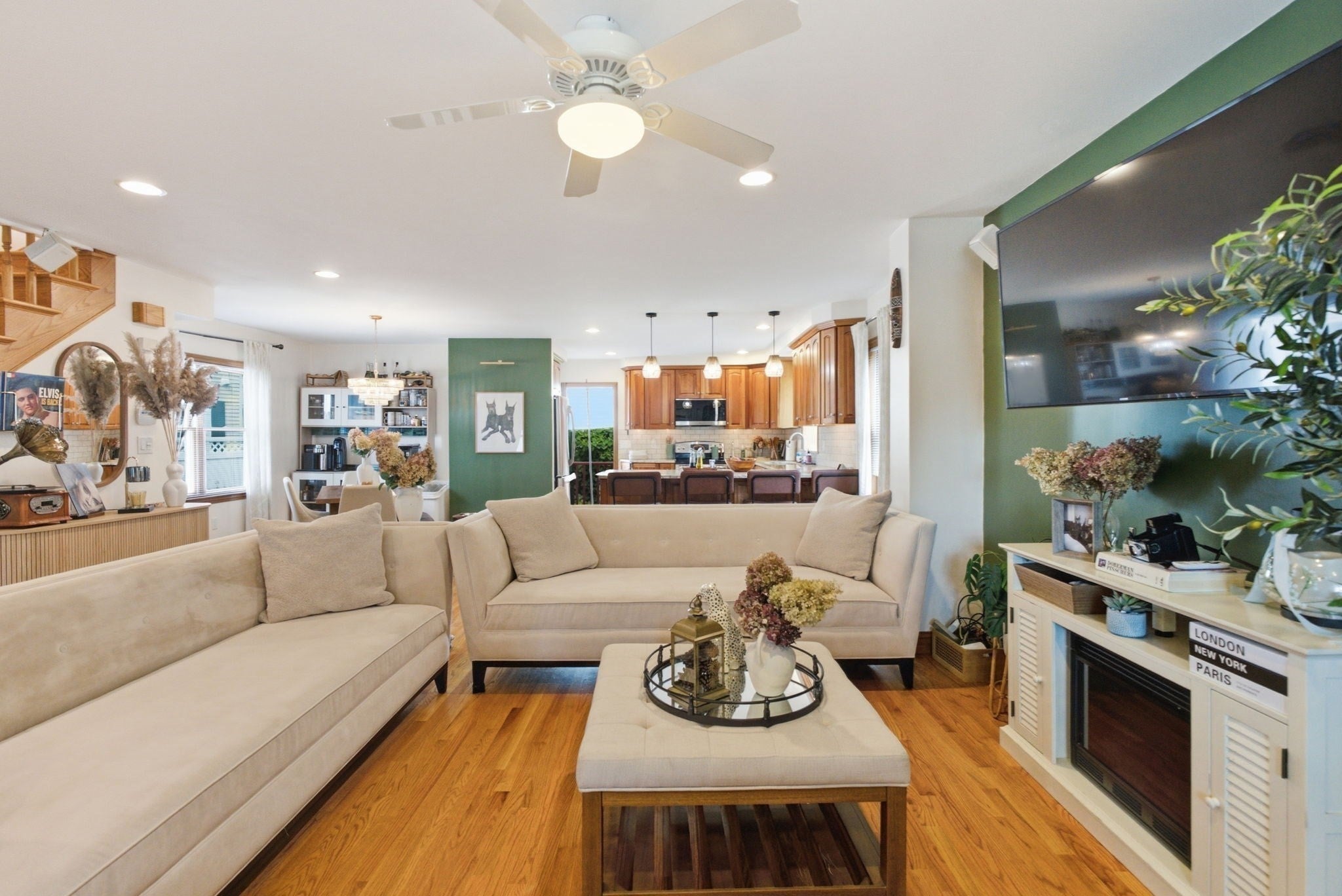 35 Triton Ave, Winthrop, MA Photo #1