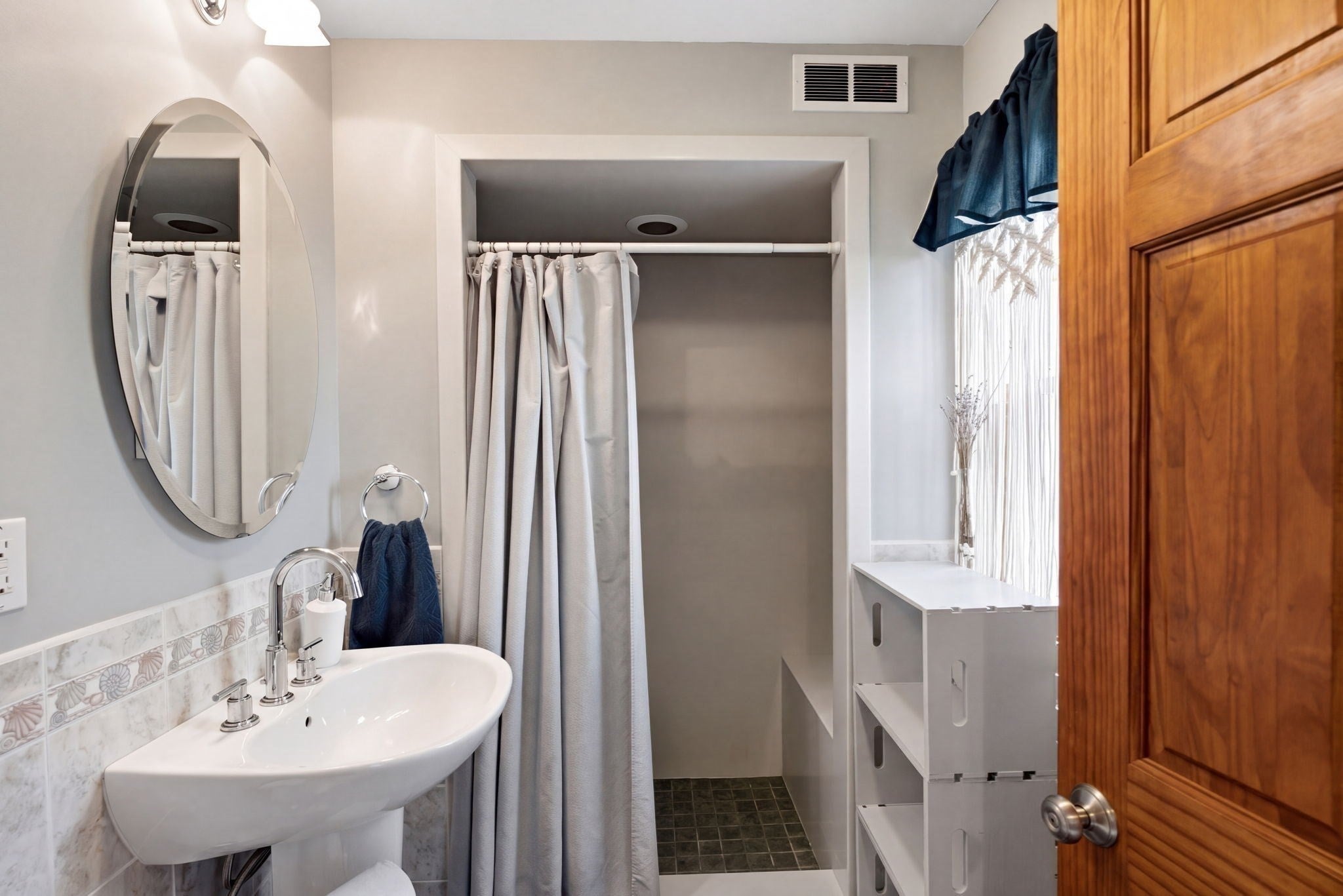 35 Triton Ave, Winthrop, MA Photo #22