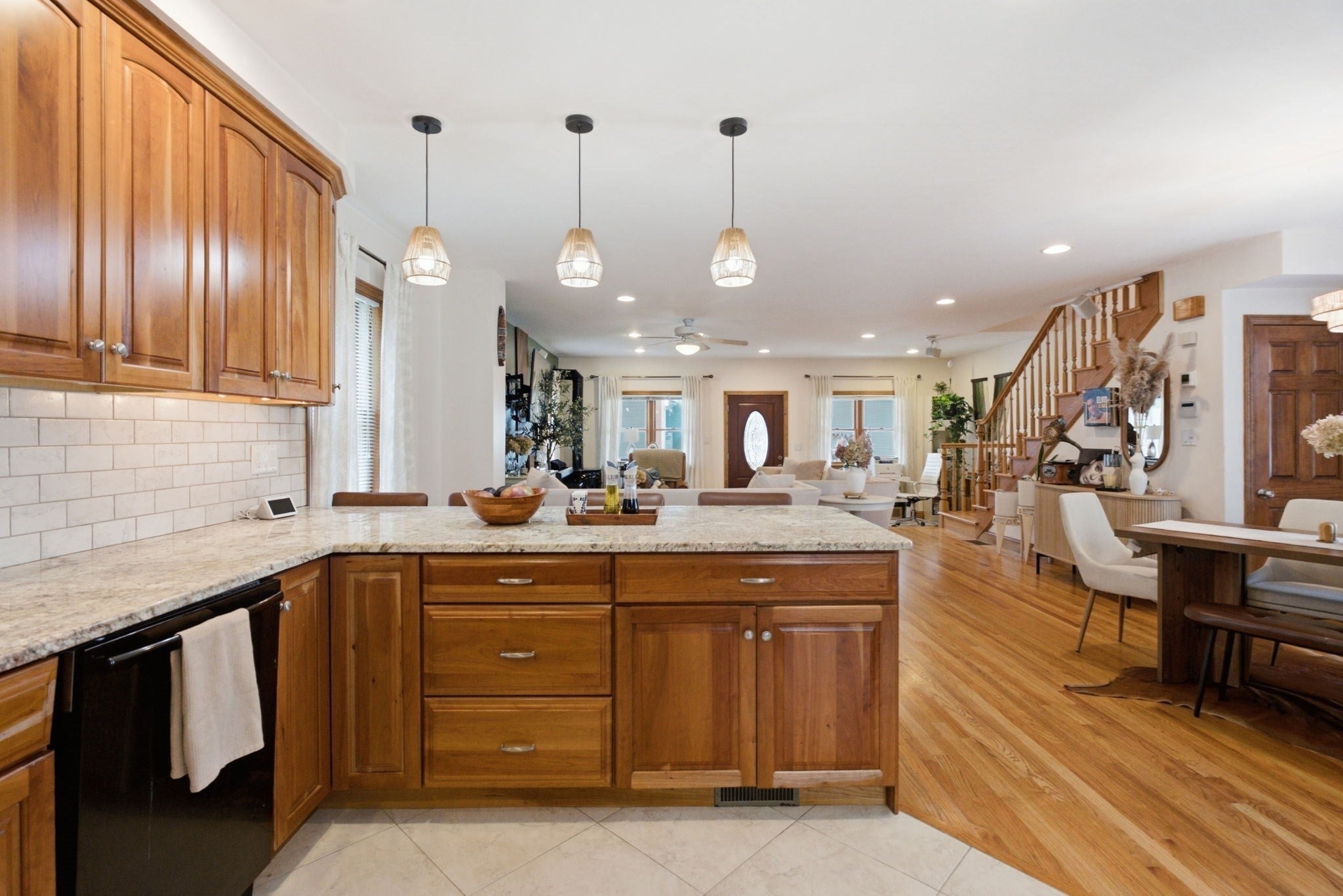 35 Triton Ave, Winthrop, MA Photo #10