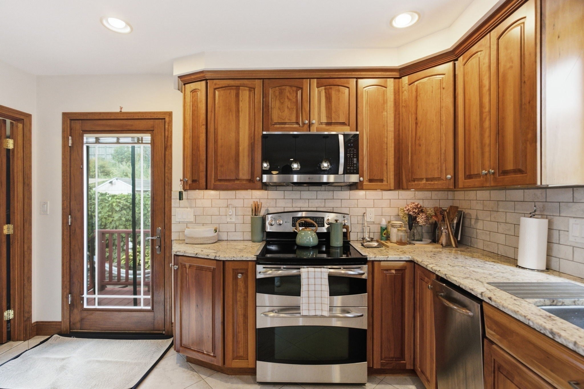 35 Triton Ave, Winthrop, MA Photo #8