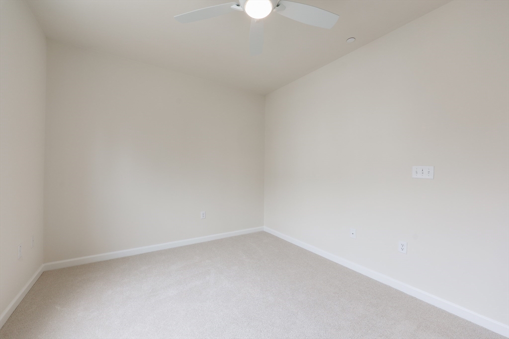 4 Winslow Lane #213, Grafton, MA Photo #22