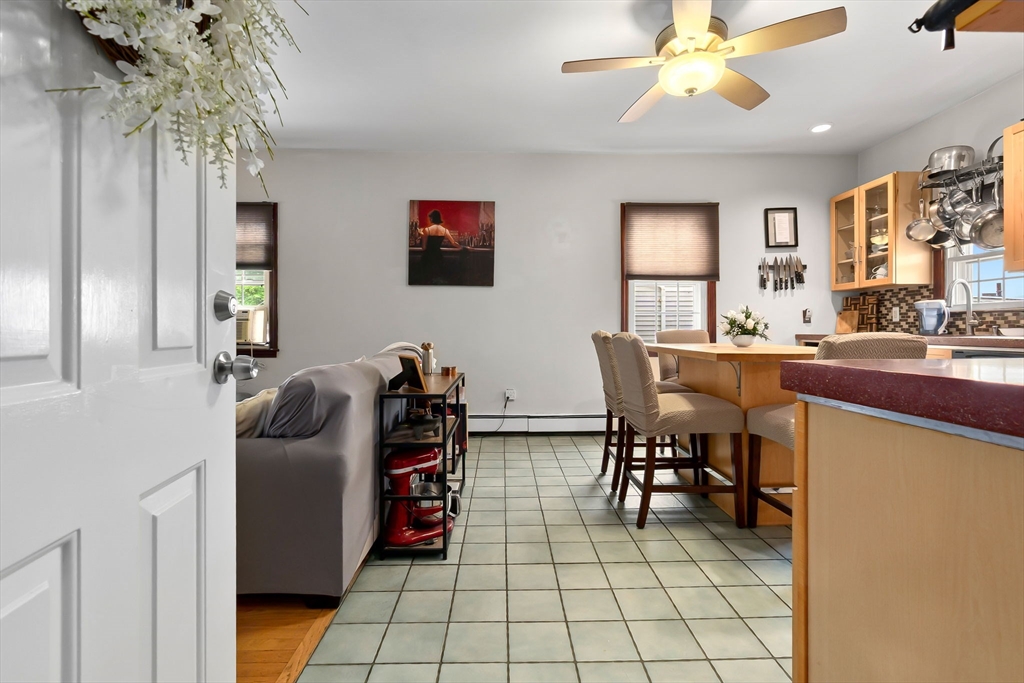 23 Chestnut St 3L