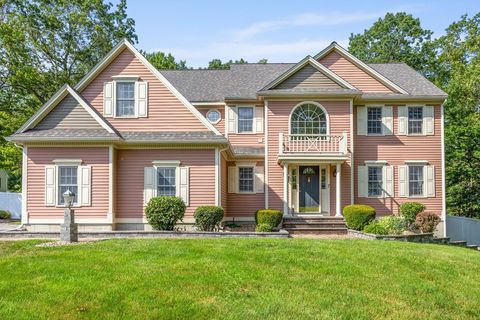 7 Eagle's Nest Road Westford MA 01886