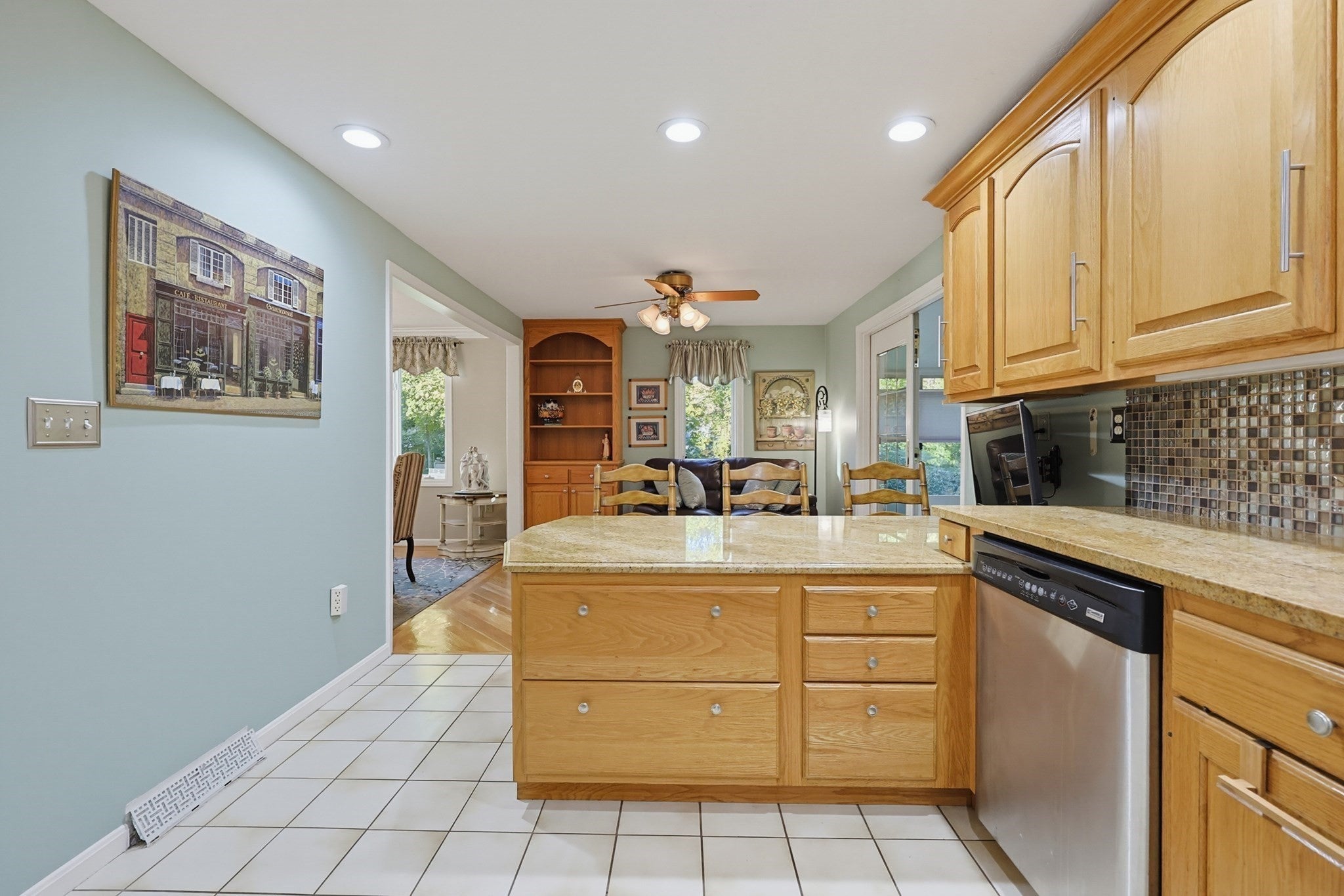 35 Union Sq #35, Randolph, MA, 35 Union Sq #35, Randolph, MA Photo #16