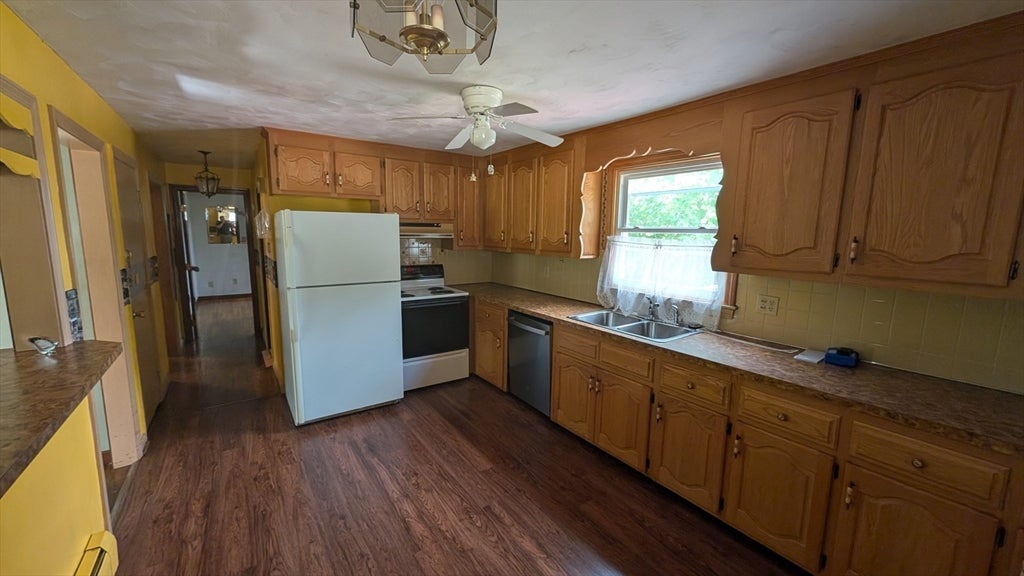 7 Charlotte Dr, Bristol, RI, 7 Charlotte Dr, Bristol, RI Photo #11