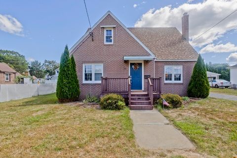 34 Williams St Ludlow MA 01056