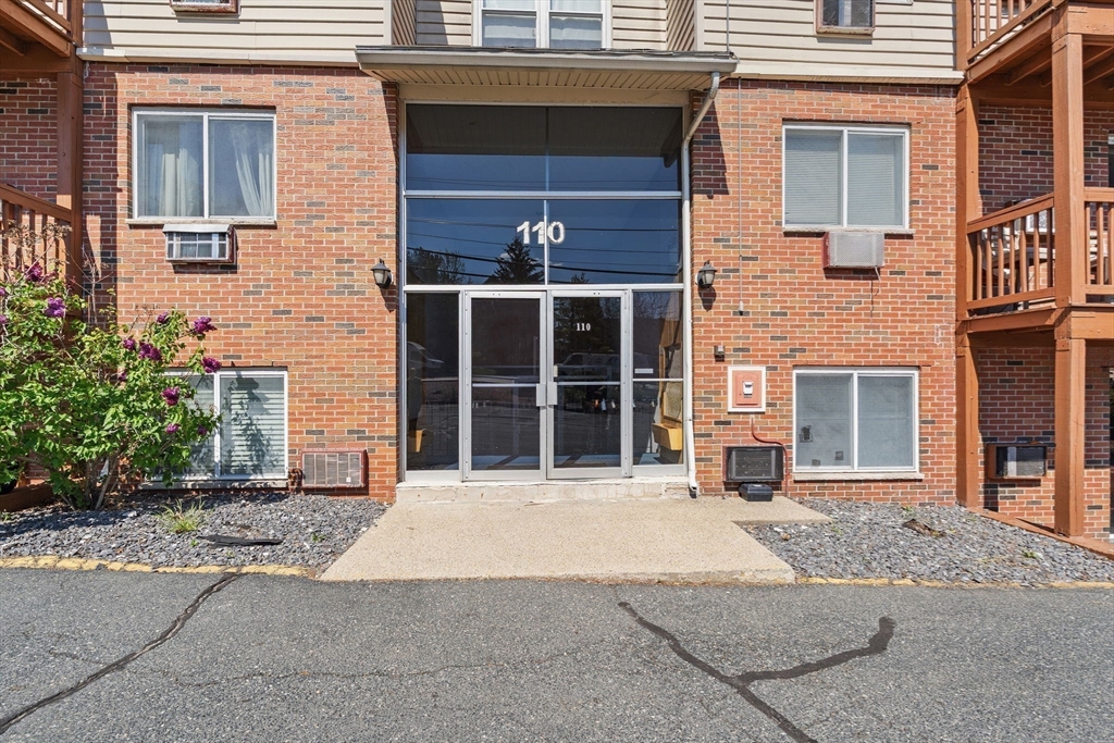110 Boston Post Rd. E RD #8, Marlborough, MA, 110 Boston Post Rd. E RD #8, Marlborough, MA Photo #1
