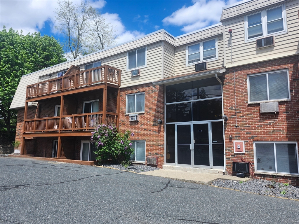 110 Boston Post Rd. E RD #8, Marlborough, MA, 110 Boston Post Rd. E RD #8, Marlborough, MA Photo #2