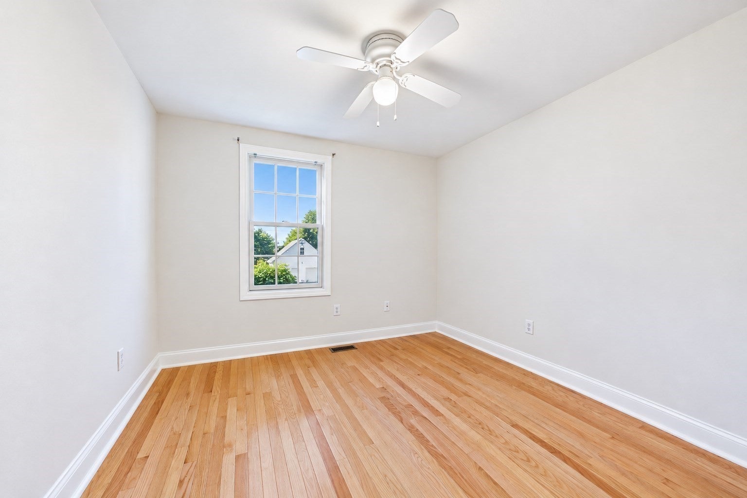 7 Vincent St, Dartmouth, MA Photo #18
