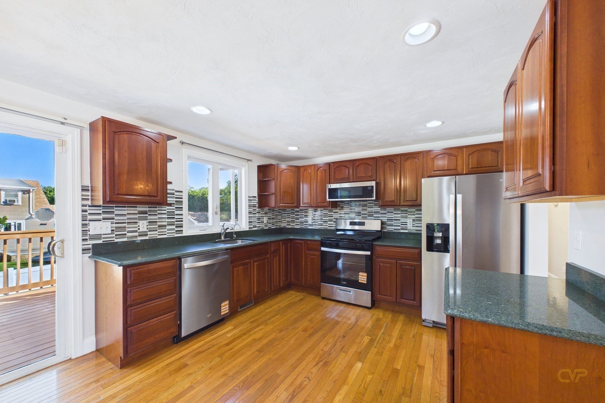 7 Vincent St, Dartmouth, MA Photo #11
