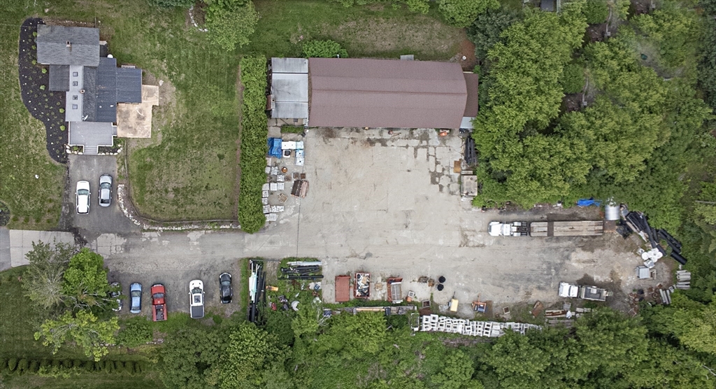 383 Westhampton Rd