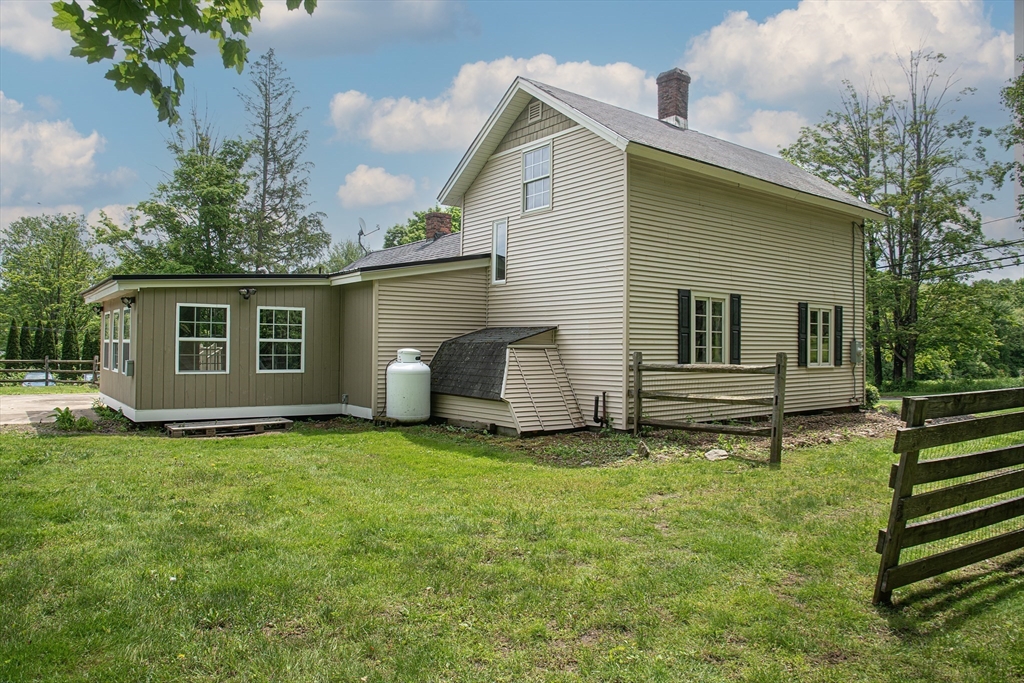 383 Westhampton Rd