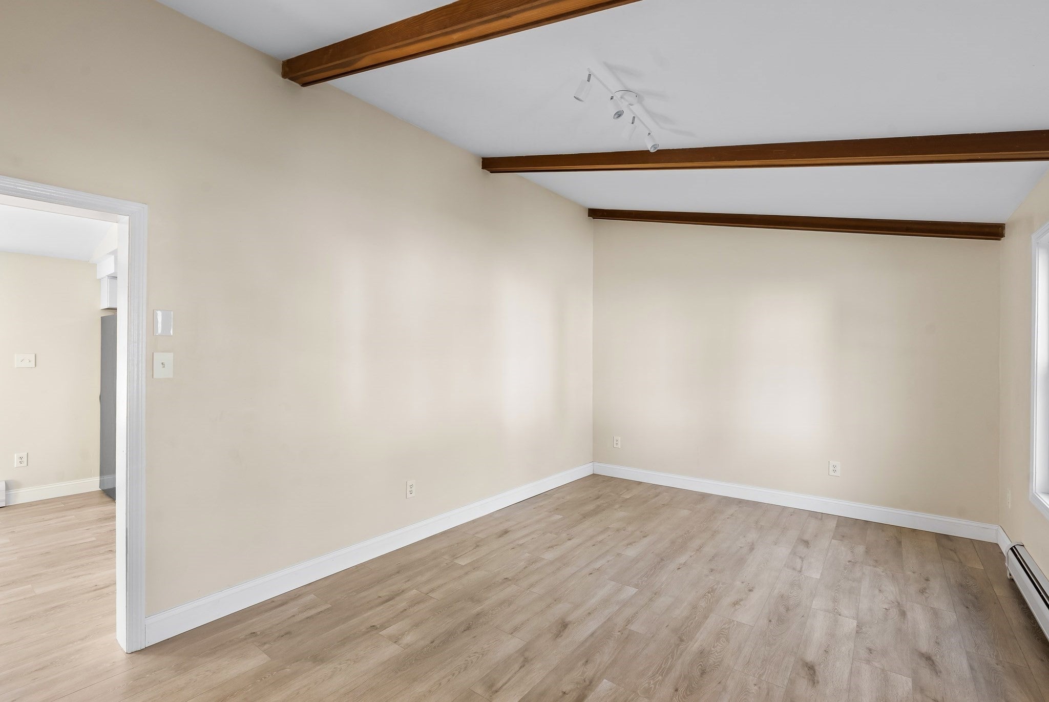 150 Everett Ave