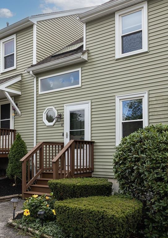 395 Providence Rd 4
