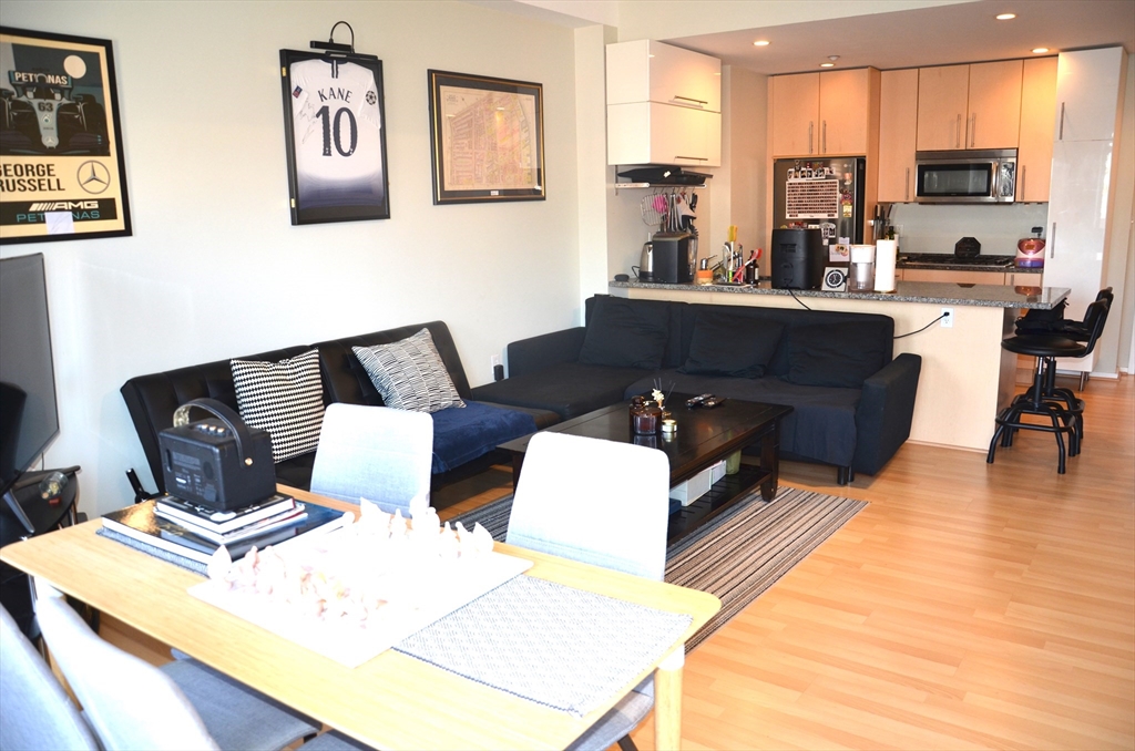 35 Fay St 609