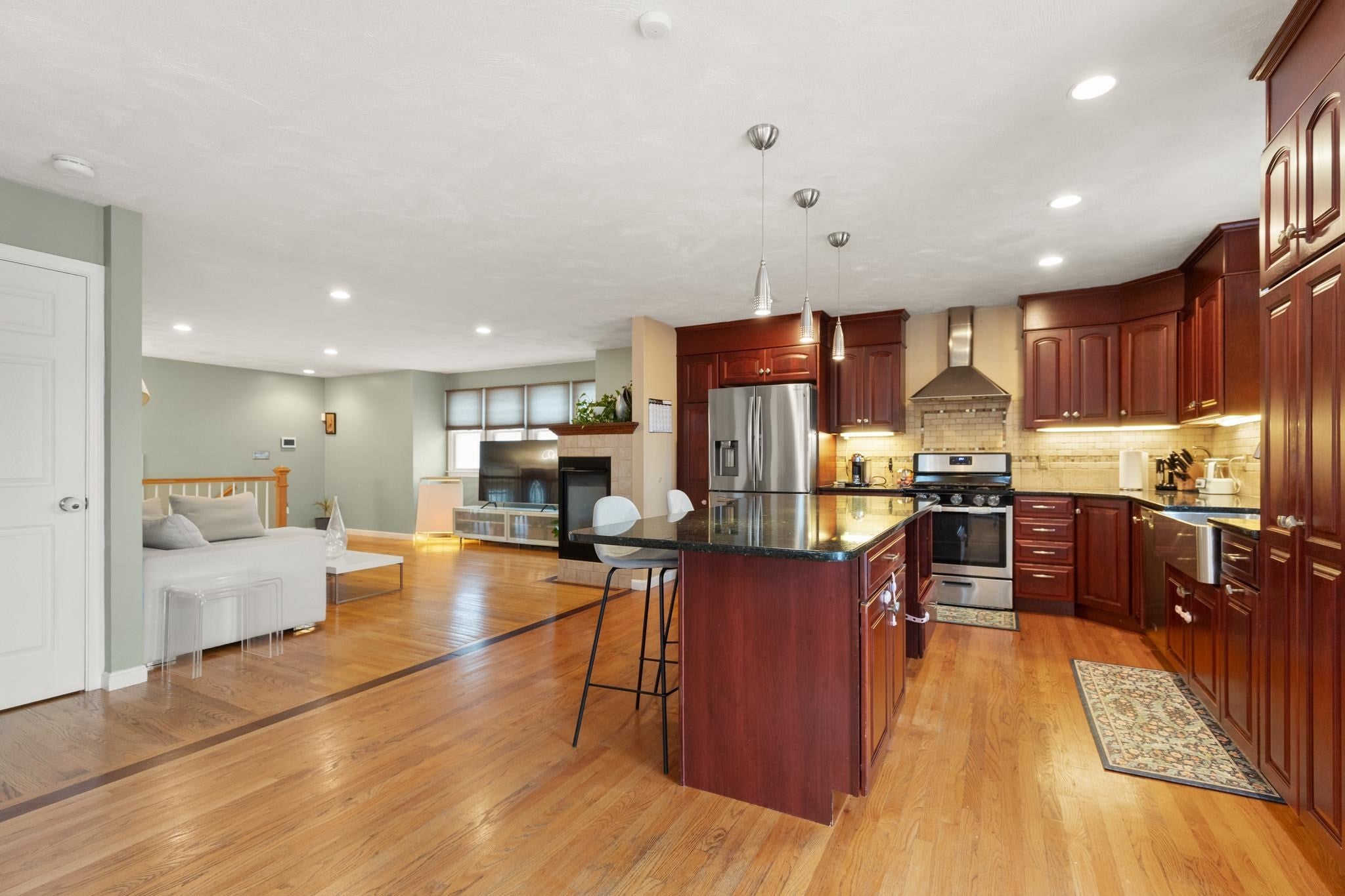 16 Saint James Ave, Norwood, MA, 16 Saint James Ave, Norwood, MA Photo #15