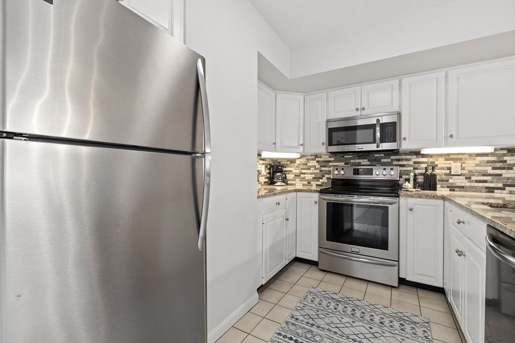 29 Merganser Way #29, Walpole, MA Photo #6