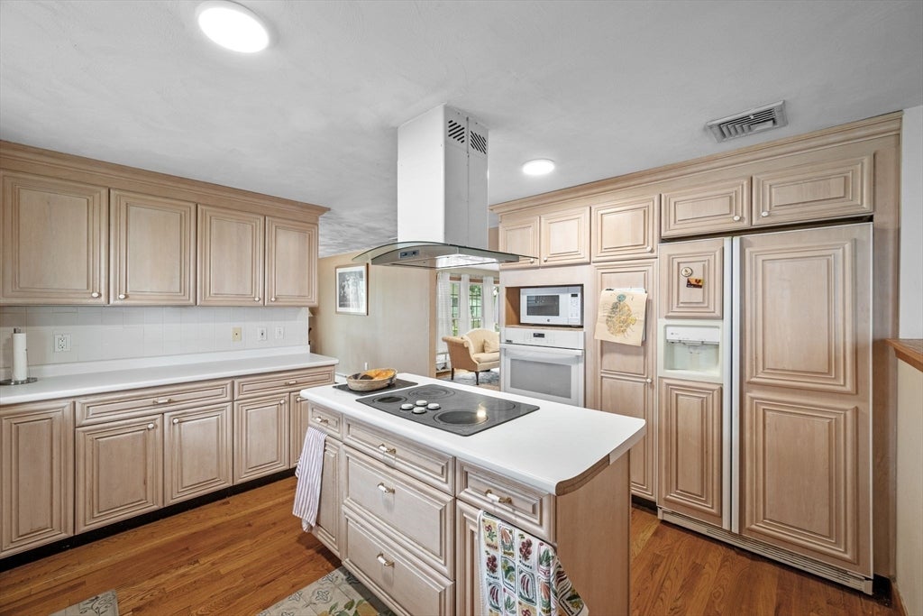 11 Mooney Rd, Salem, MA, 11 Mooney Rd, Salem, MA Photo #14