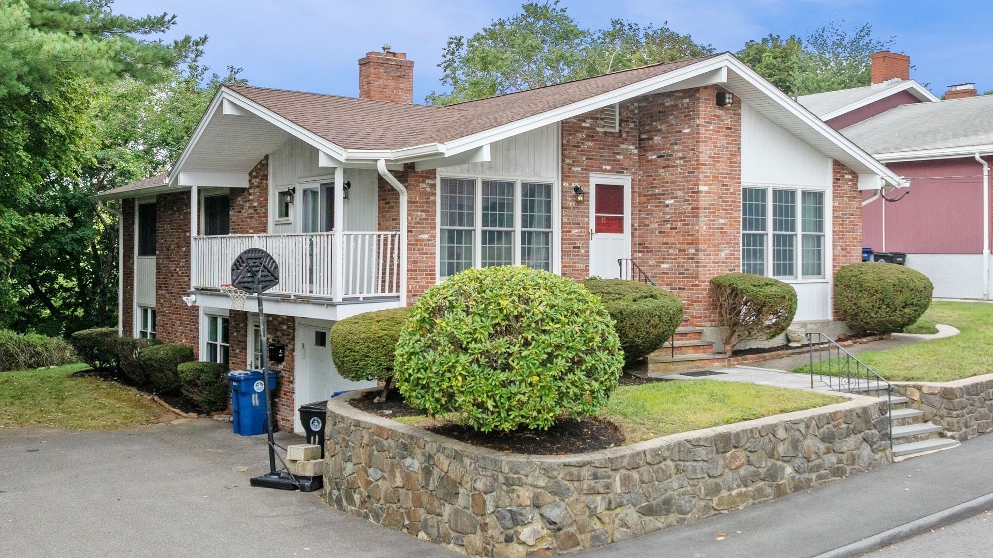 11 Mooney Rd