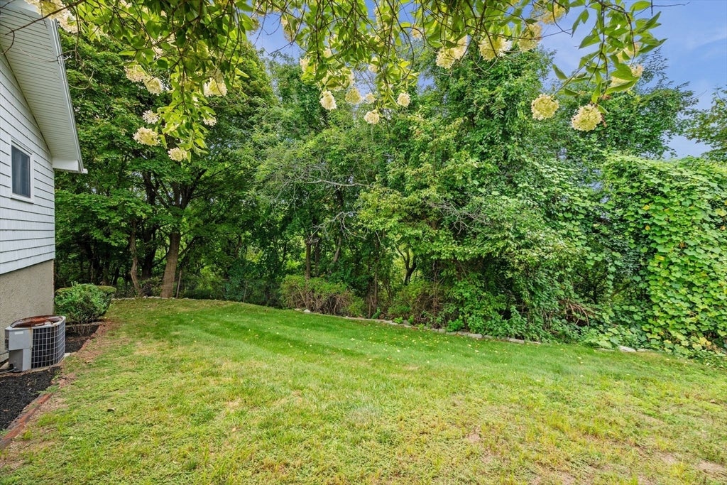 11 Mooney Rd, Salem, MA, 11 Mooney Rd, Salem, MA Photo #38
